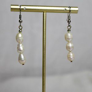 Fresh Water 3 Peals Drop Earrings